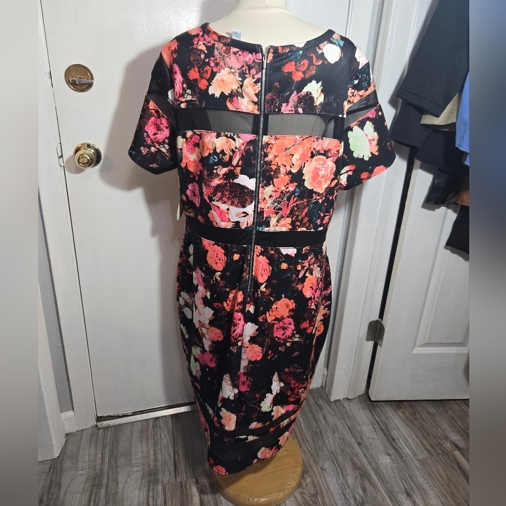 Boutique Floral Midi Dress NWT Sz 2x Sheer Detail - Picture 3 of 10